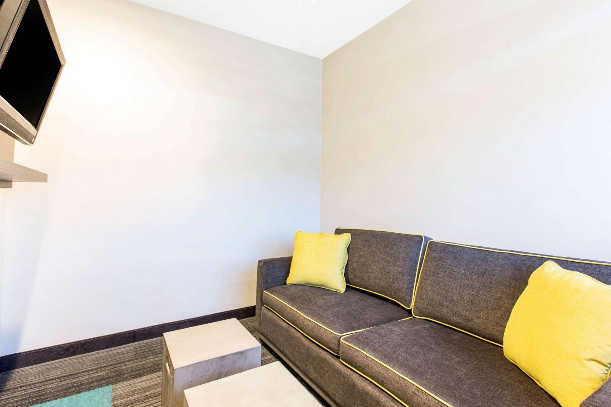 Rodeway Inn Near Melrose Ave — Fotos 3